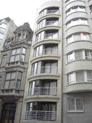 Apartamento Gelegen App Met Lateraal Zeezicht